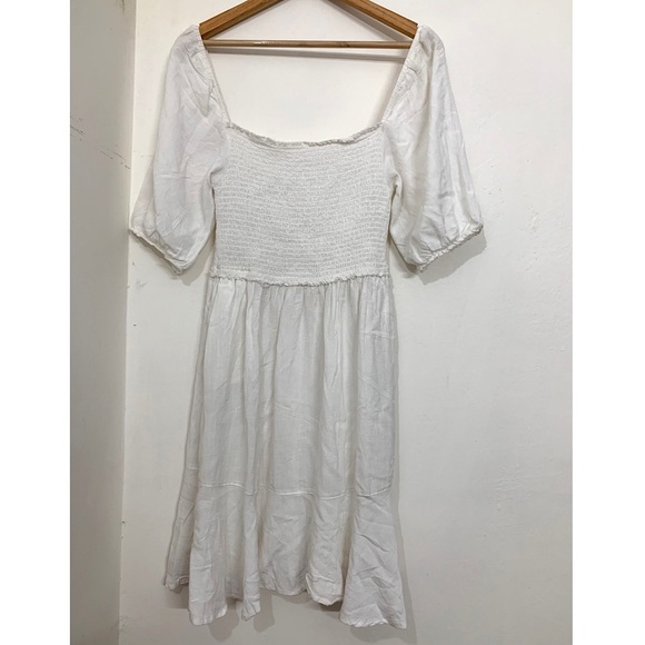 White Dress with balloon sleeves